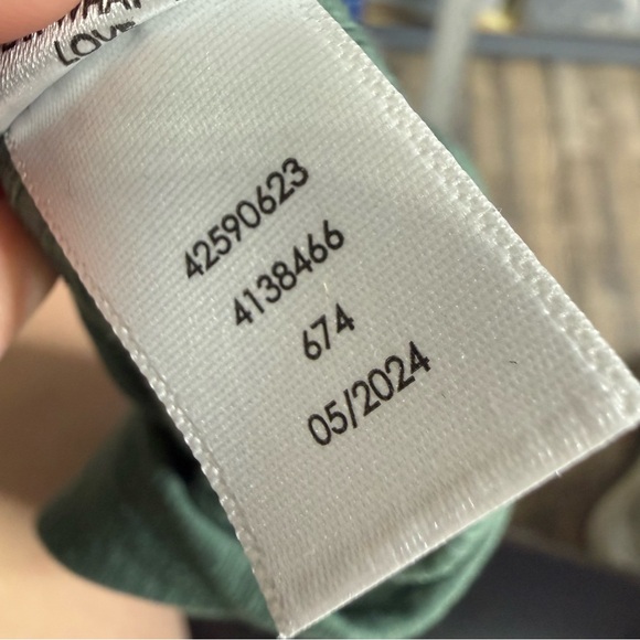 Super Soft Torrid Green Sleeveless Henley Robbed Women's Size 1X - Picture 7 of 9